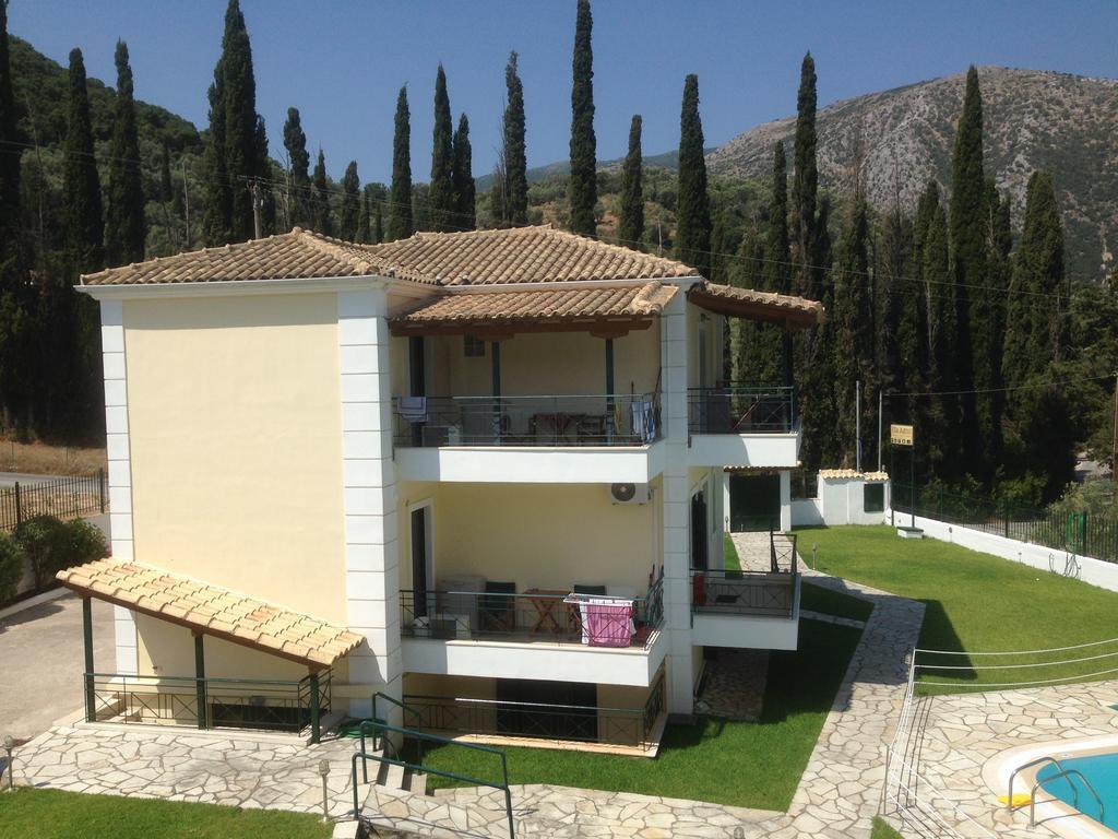 Villa Agni Yénion Rum bild