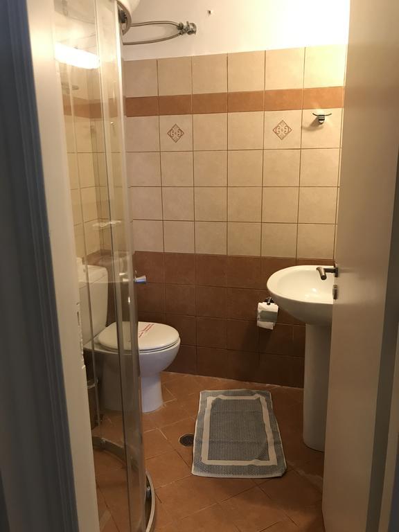Villa Agni Yénion Exteriör bild
